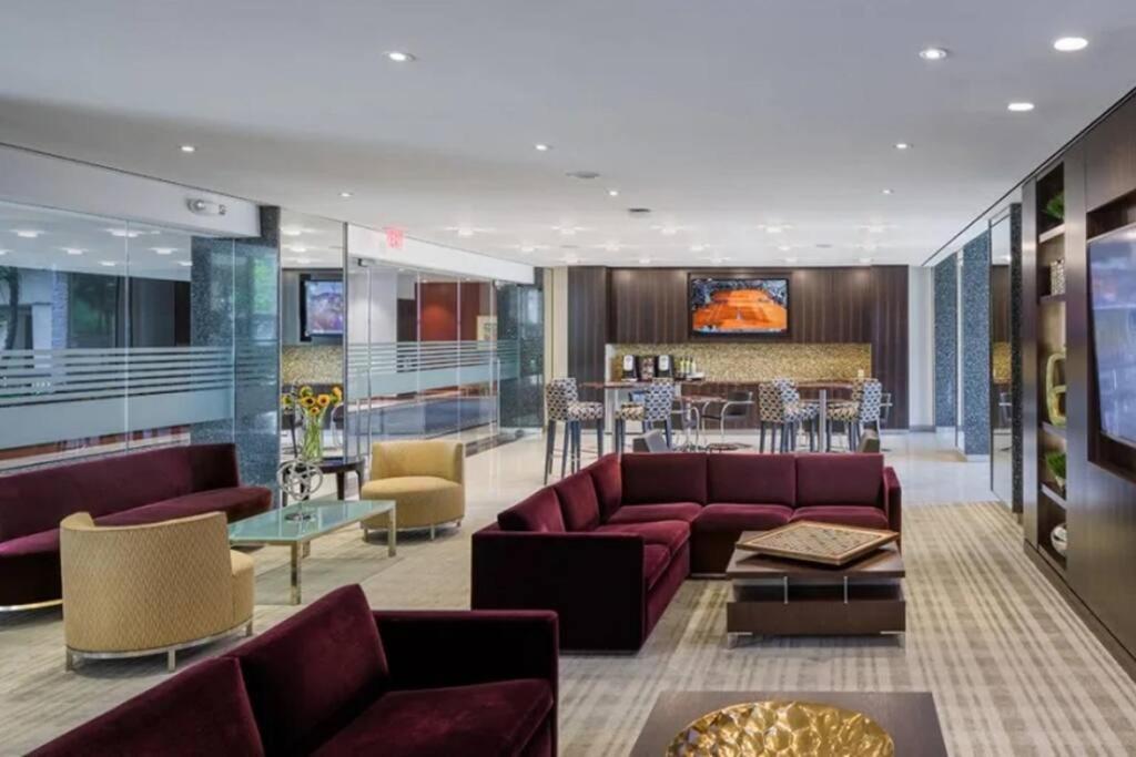Elegant Apartment W Views At Crystal City Άρλινγκτον Εξωτερικό φωτογραφία