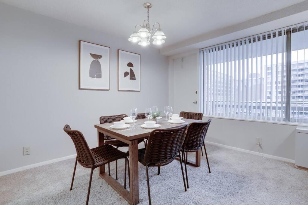 Elegant Apartment W Views At Crystal City Άρλινγκτον Εξωτερικό φωτογραφία