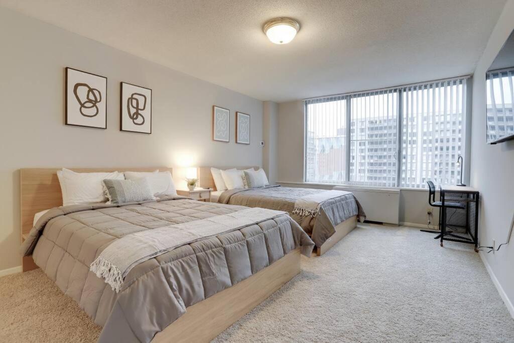 Elegant Apartment W Views At Crystal City Άρλινγκτον Εξωτερικό φωτογραφία