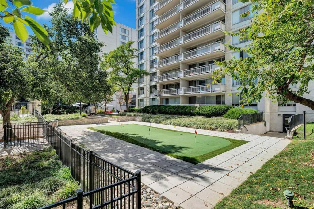 Elegant Apartment W Views At Crystal City Άρλινγκτον Εξωτερικό φωτογραφία